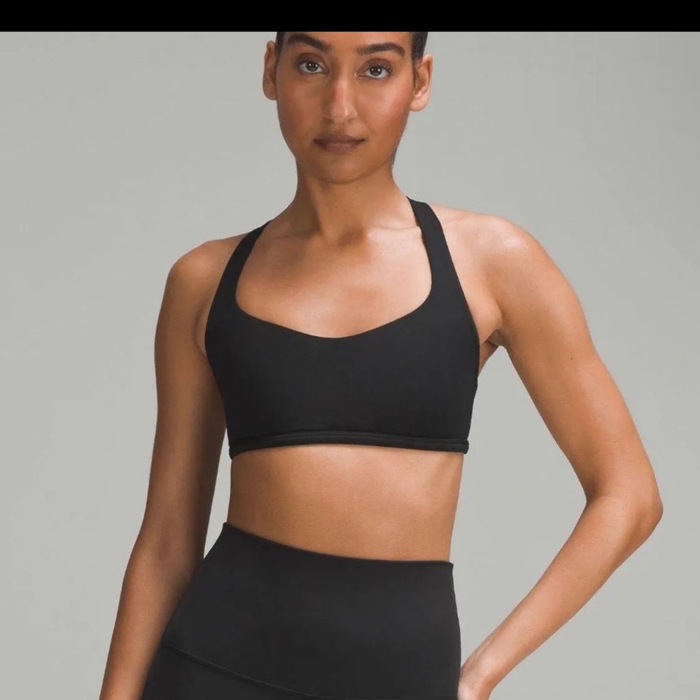 Lululemon Sports bra- Free to be bra
